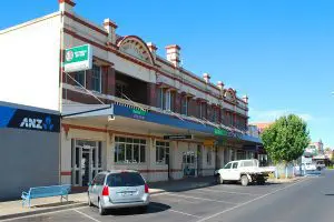 Leeton Hotel fined over pokies breaches